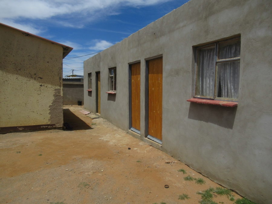 2 Bedroom Property for Sale in Thabong Free State